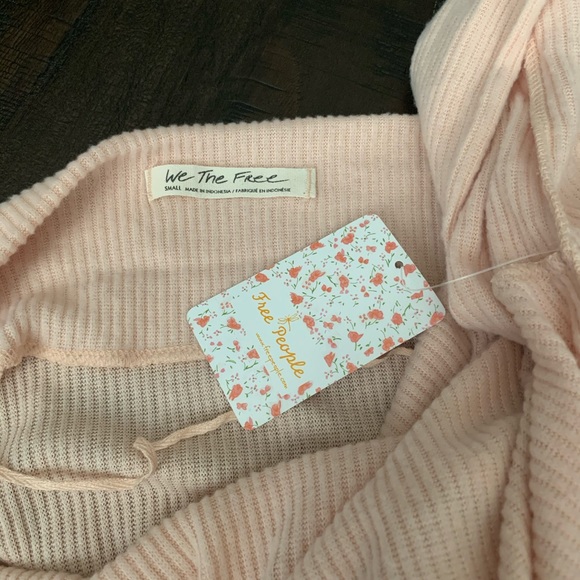 *NEW* Free People Off-the-Shoulder Knit Sweater Small - Picture 6 of 12